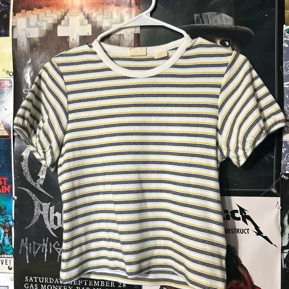 Levi's Women’s Yellow and White Stripped Short Sleeve T Shirt Size M